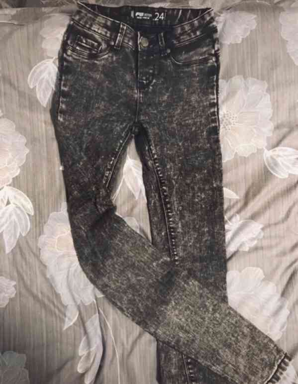 Nové skinny džíny  - foto 2