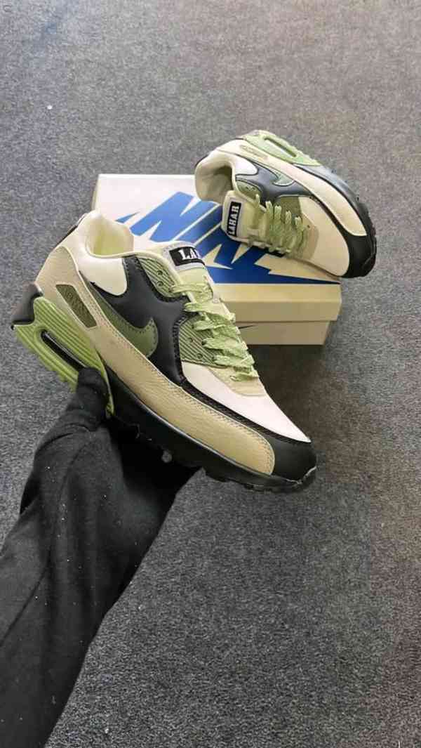 Výprodej oblečení  - foto 9