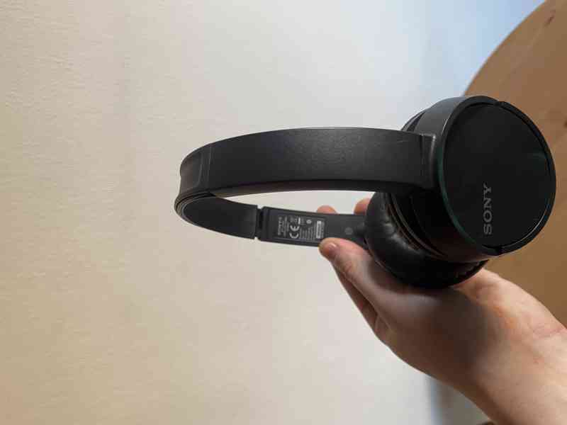 Bluetooth sluchátka Sony – 500 Kč - foto 5