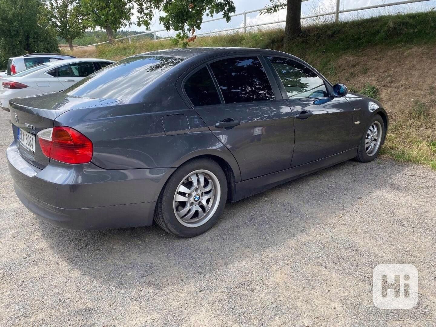 BMW Řada 3 2,0   E90 320d automatická převodovk - foto 1