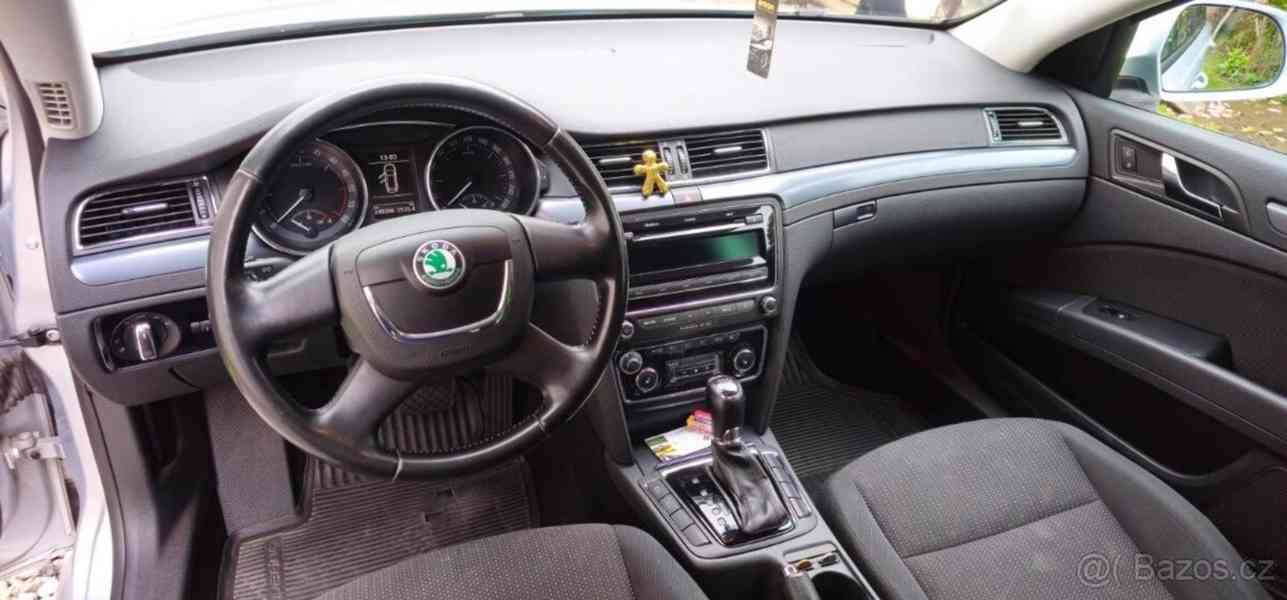 Škoda Superb 2,0   TDI 110 kW 2013 Nová STK - foto 8