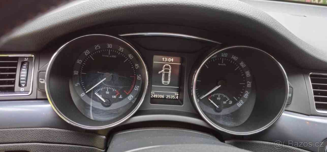 Škoda Superb 2,0   TDI 110 kW 2013 Nová STK - foto 9