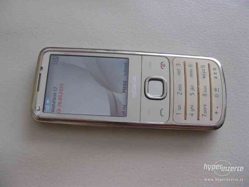 Nokia 6700c GOLD - pozlacené telefony 18kt. zlatem z r.2009 - foto 3