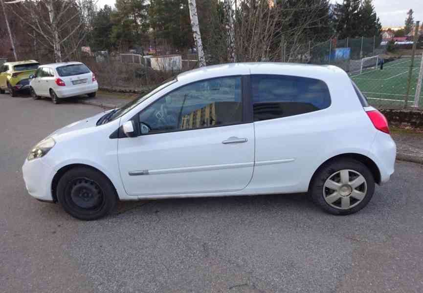Renault Clio 1.2i r.v.2012 (55 kw) stk:7/2027 - foto 2