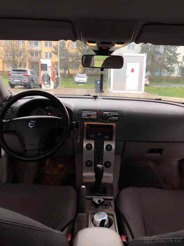 Volvo S40 2.0D 100kw - foto 3