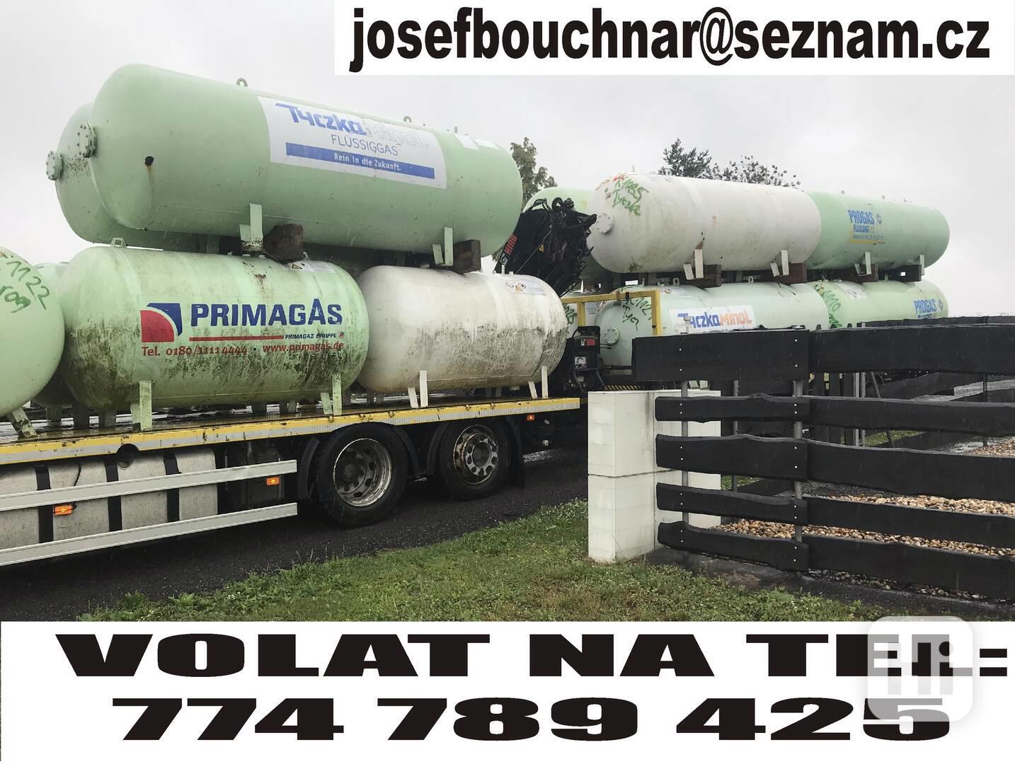 Cisterna kontejner nádrž na vodu železná ocelová nádrž  - foto 1