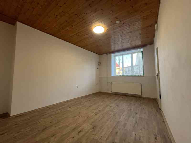 Pronájem bytu 1+1, 30 m2 - foto 3