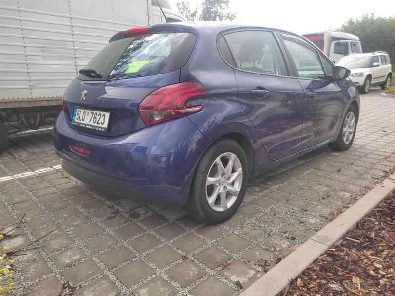 Peugeot 208 1,2 Pure Tech 2016 - foto 8
