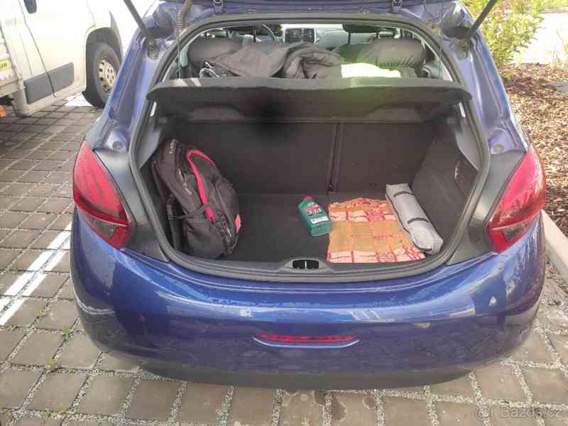 Peugeot 208 1,2 Pure Tech 2016 - foto 9