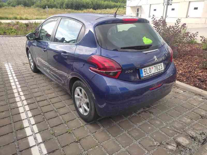 Peugeot 208 1,2 Pure Tech 2016 - foto 6