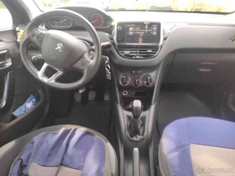 Peugeot 208 1,2 Pure Tech 2016 - foto 2