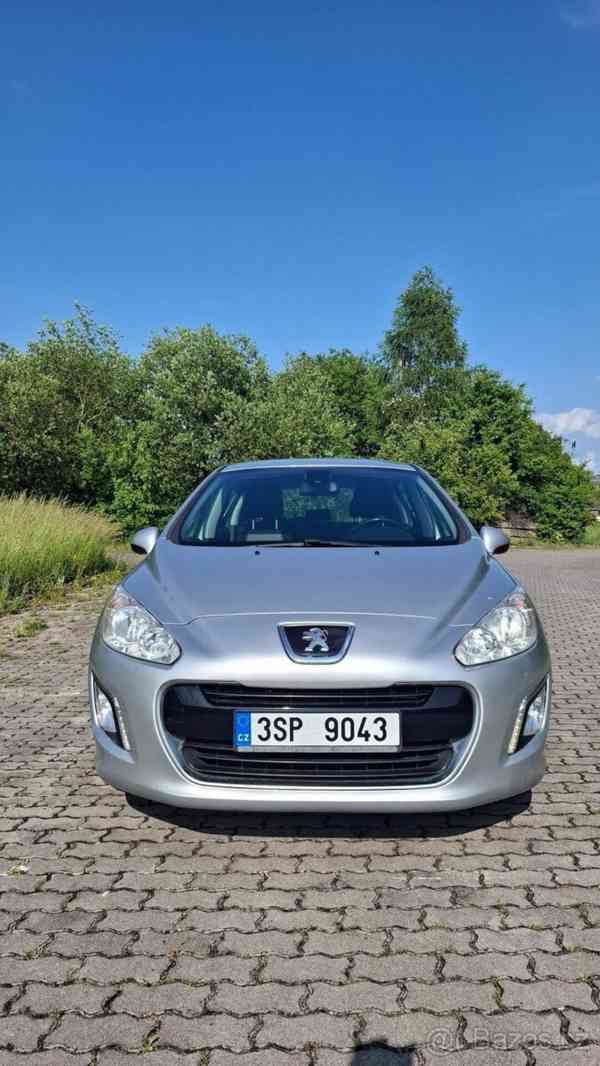 Peugeot 308 1,6 e-HDI (2012) - foto 6