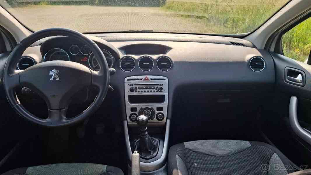 Peugeot 308 1,6 e-HDI (2012) - foto 11