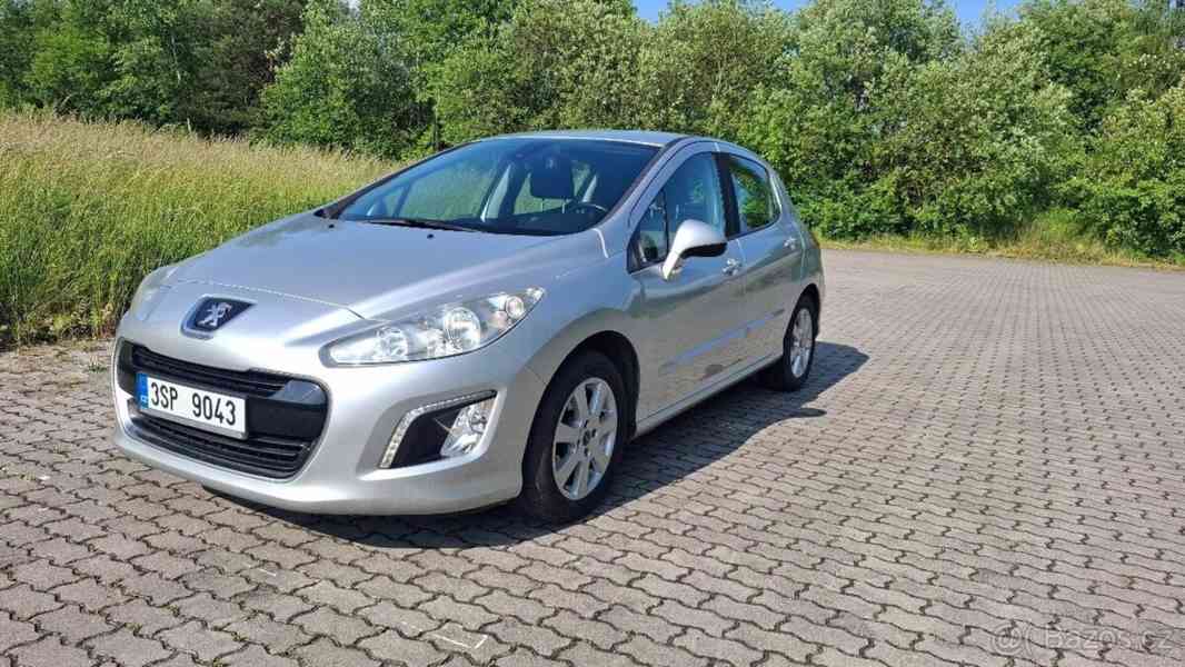 Peugeot 308 1,6 e-HDI (2012) - foto 3