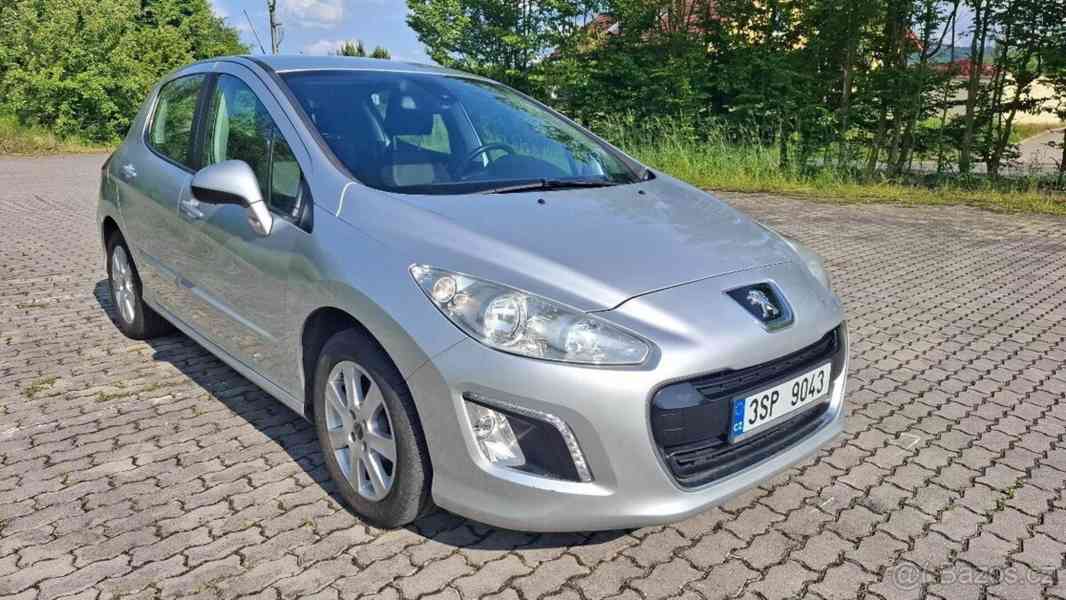 Peugeot 308 1,6 e-HDI (2012) - foto 1