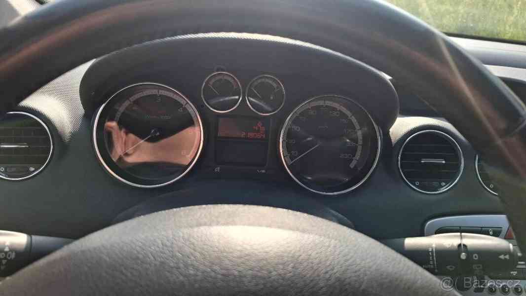 Peugeot 308 1,6 e-HDI (2012) - foto 10