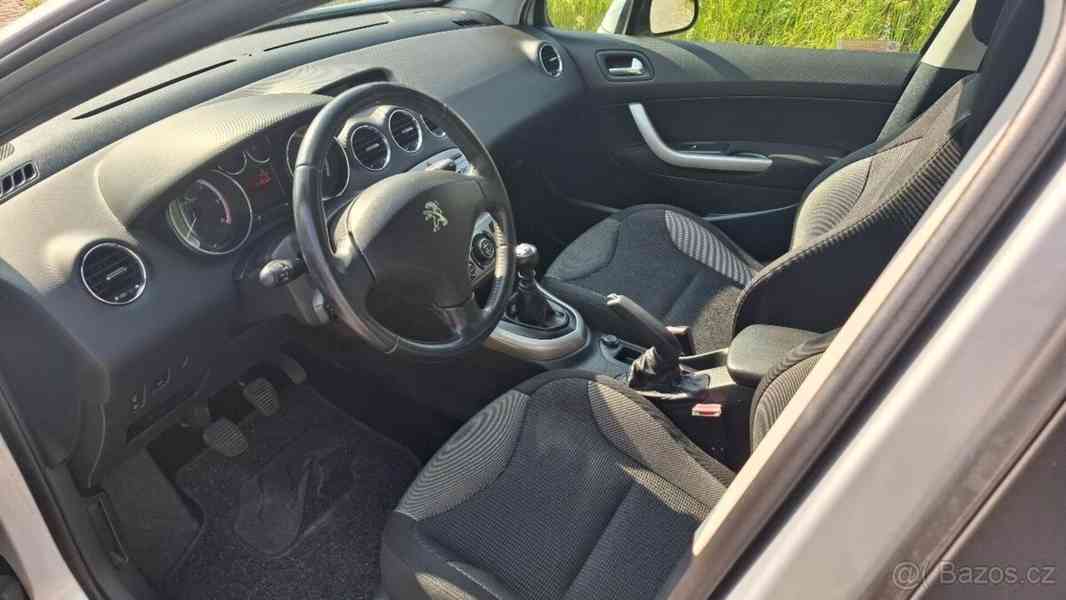Peugeot 308 1,6 e-HDI (2012) - foto 7