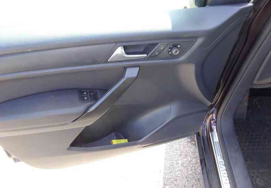 VW Caddy 2.0 TDI Life r.v.2020 (103 kw) 7 Míst Automat - foto 6