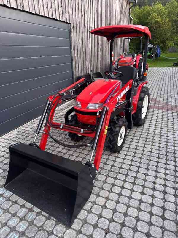 **Upozornění na aukci: Malý traktor Yanmar KE60 - foto 4