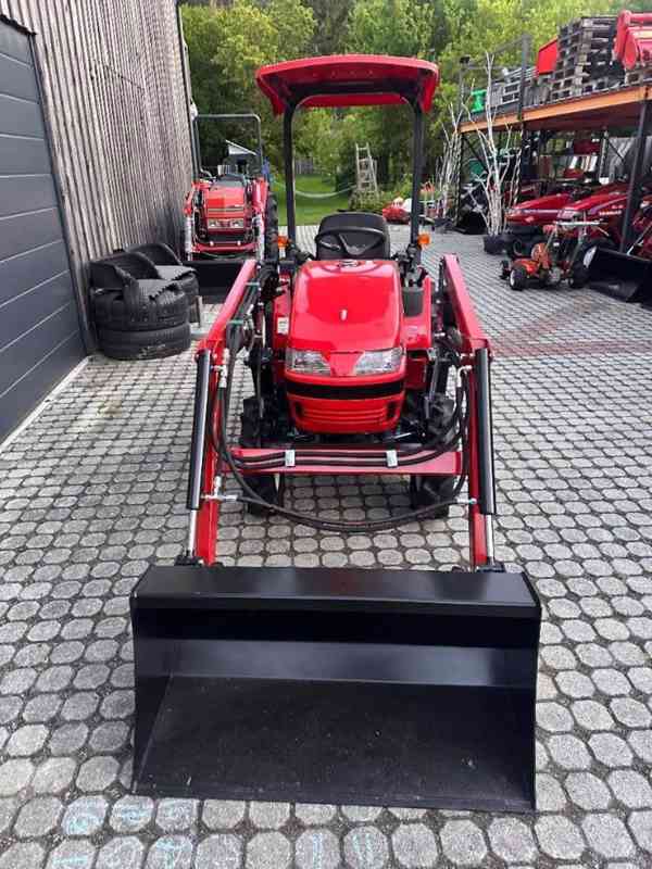 **Upozornění na aukci: Malý traktor Yanmar KE60 - foto 5