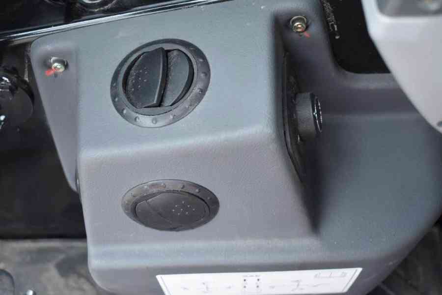Rypadlo Sany SY26-U 2020 Diesel - foto 9