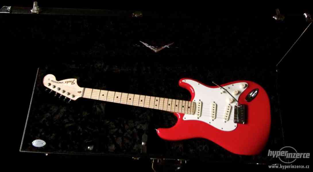 Prodám el. kytaru Fender Custom Shop Stratocaster Pro - foto 1