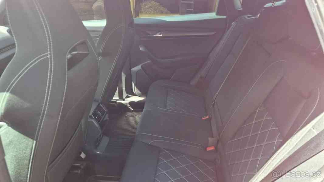 Škoda Karoq 1,5   TSI DSG Sportline - foto 11