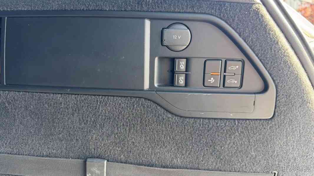 Volkswagen Touareg 3,0   R-Line, V6 TDI193 kW 8TT 4x4 - foto 10