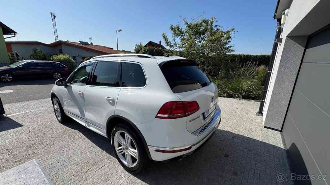 Volkswagen Touareg 3,0   R-Line, V6 TDI193 kW 8TT 4x4 - foto 6