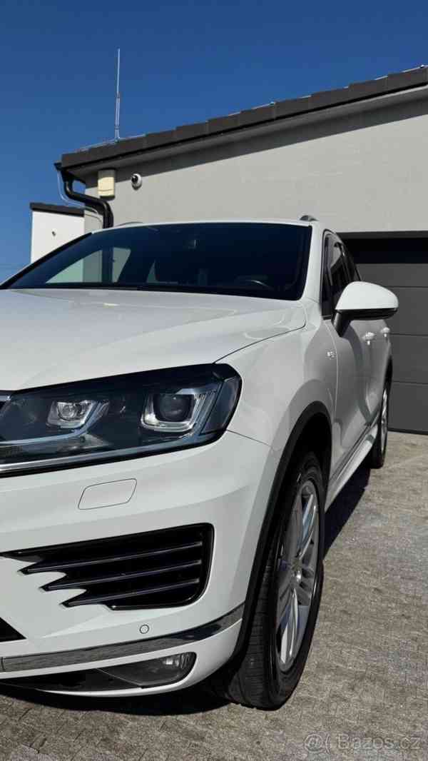 Volkswagen Touareg 3,0   R-Line, V6 TDI193 kW 8TT 4x4 - foto 19
