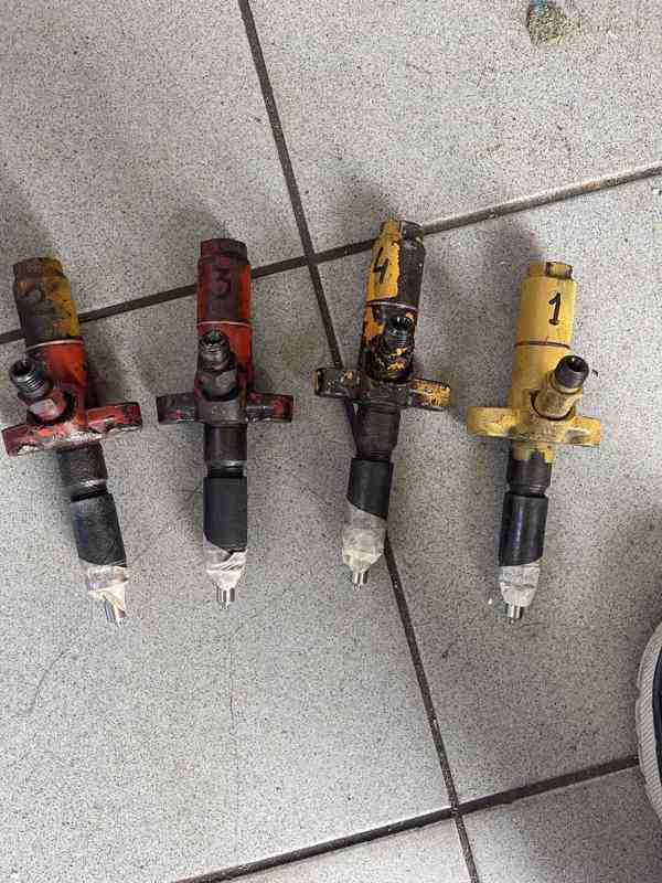 Nd na bagr Belarus , traktorbagr Belarue EO 2621 mot.D 65 M - foto 10