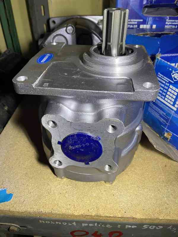 Nd na bagr Belarus , traktorbagr Belarue EO 2621 mot.D 65 M - foto 13