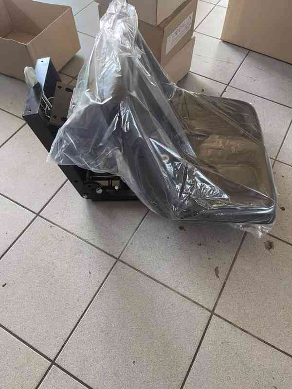 Nd na bagr Belarus , traktorbagr Belarue EO 2621 mot.D 65 M - foto 16