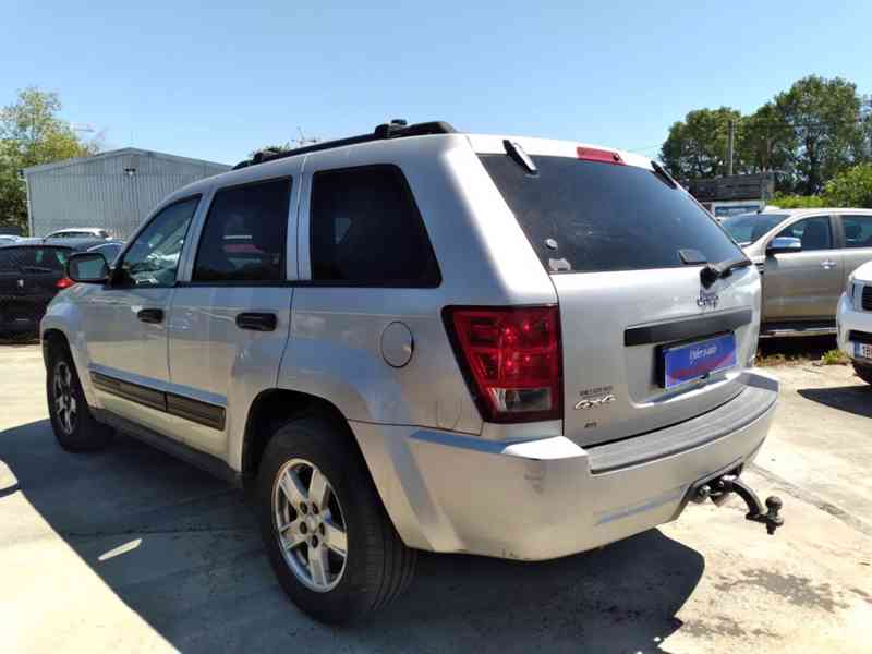 JEEP GRAND CHEROKEE 3.7 V6 LAREDO - foto 8