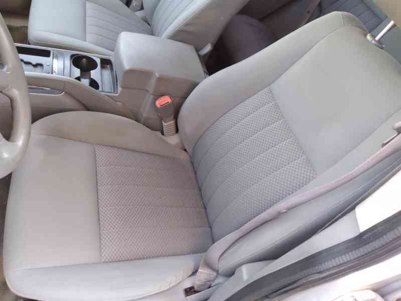 JEEP GRAND CHEROKEE 3.7 V6 LAREDO - foto 10