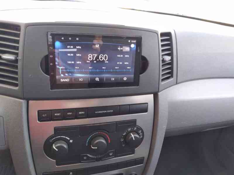 JEEP GRAND CHEROKEE 3.7 V6 LAREDO - foto 18