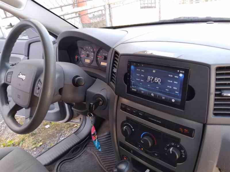 JEEP GRAND CHEROKEE 3.7 V6 LAREDO - foto 15