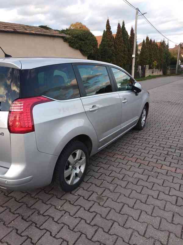 Peugeot 5008 2,0 hdi - foto 4