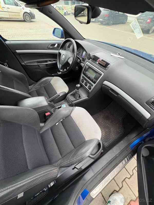 Škoda Octavia 2,0   RS.TDI - foto 11