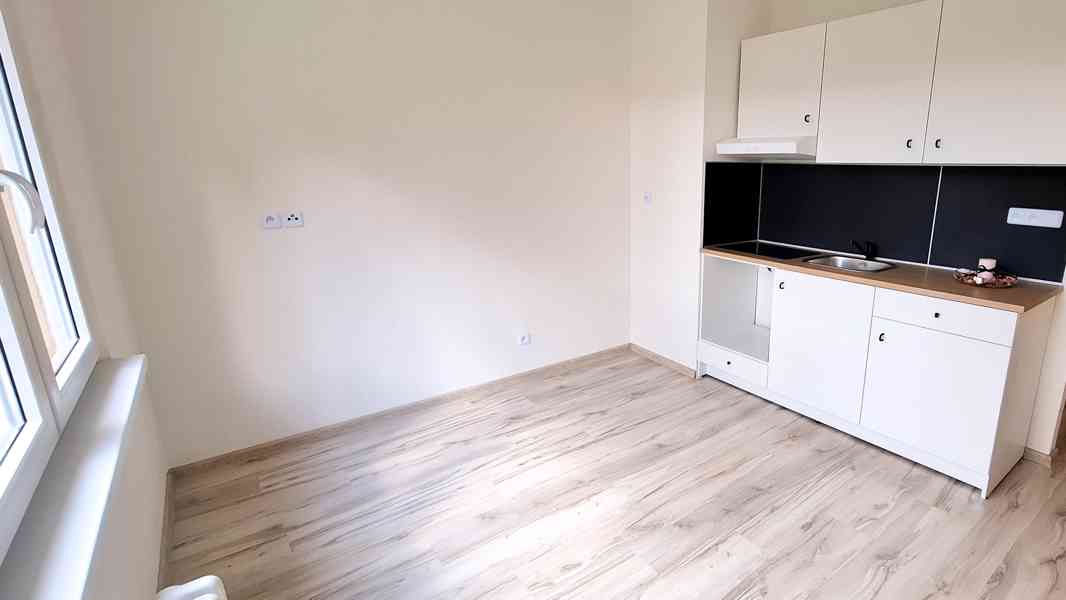 Prodej nově zrekonstruovaného bytu 2kk Vamberk - foto 4