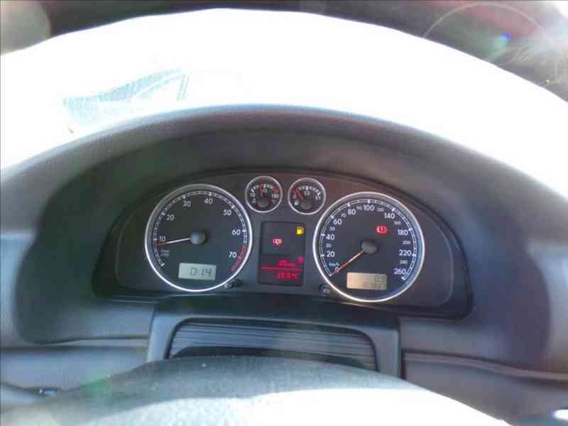 Volkswagen Passat 1,8 Turbo TAŽNÉ ZAŘÍZENÍ - foto 6