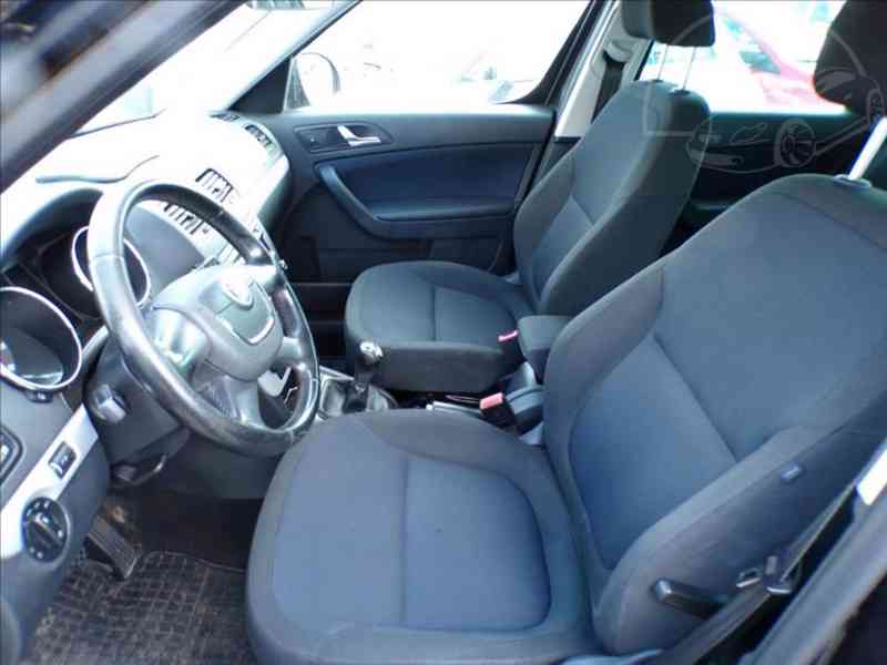 Škoda Yeti 1,2 TSI - foto 8