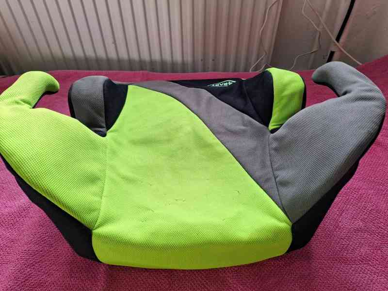 Dětský podsedák do auta DINO 4Baby - foto 7