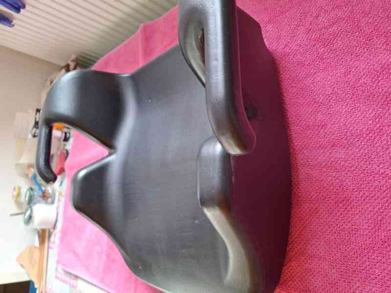 Dětský podsedák do auta DINO 4Baby - foto 9