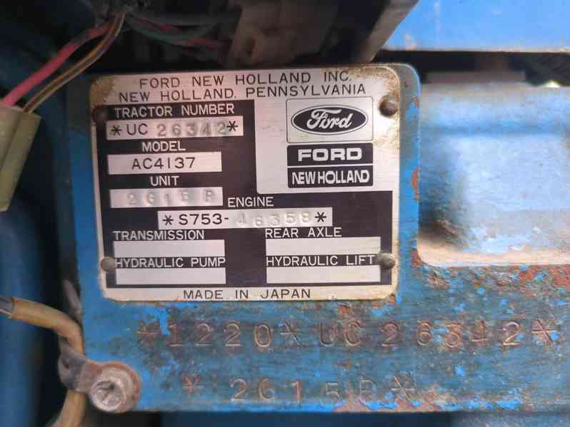 Traktor Ford 1220 HST - foto 9