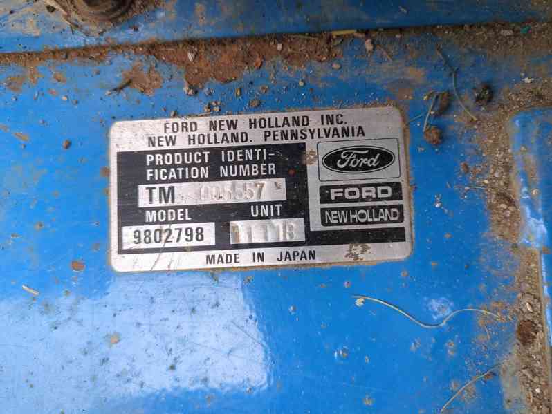 Traktor Ford 1220 HST - foto 11