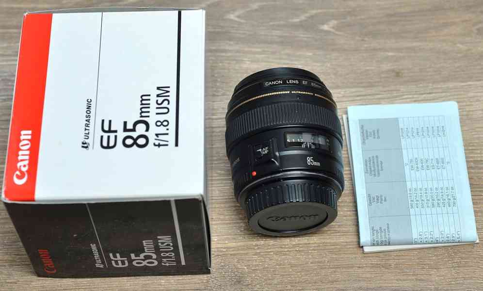 Canon EF 85mm f/1.8 USM Full F Portrétový Objektiv - foto 3