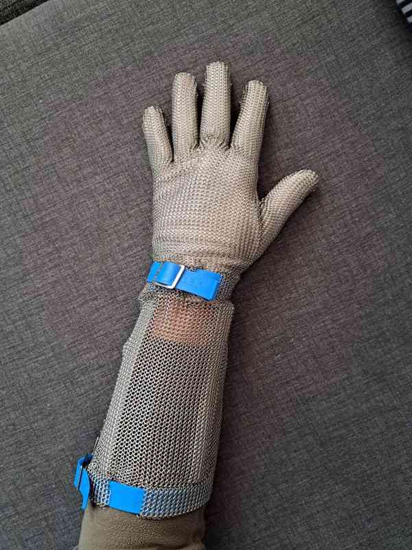 Reznická ochranná rukavice  - foto 5