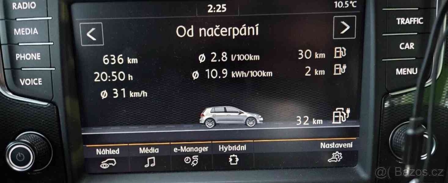Volkswagen Golf 1,4   GTE - Phev - rok 2014 - foto 3