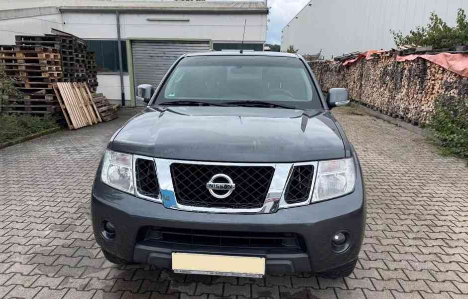 Nissan Navara 2,5dCi King Cab 140kw - foto 15